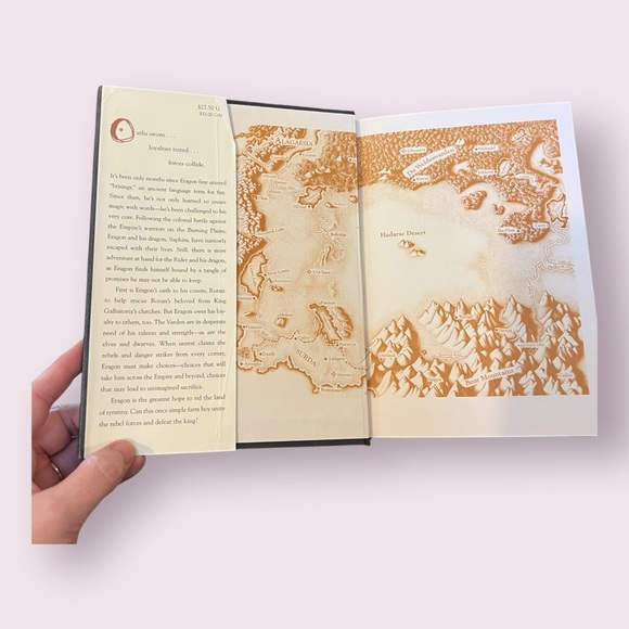 The Eragon 4 book series - Christopher Paolini 
1 paperback, 3 hardcovers - Picture 13 of 16